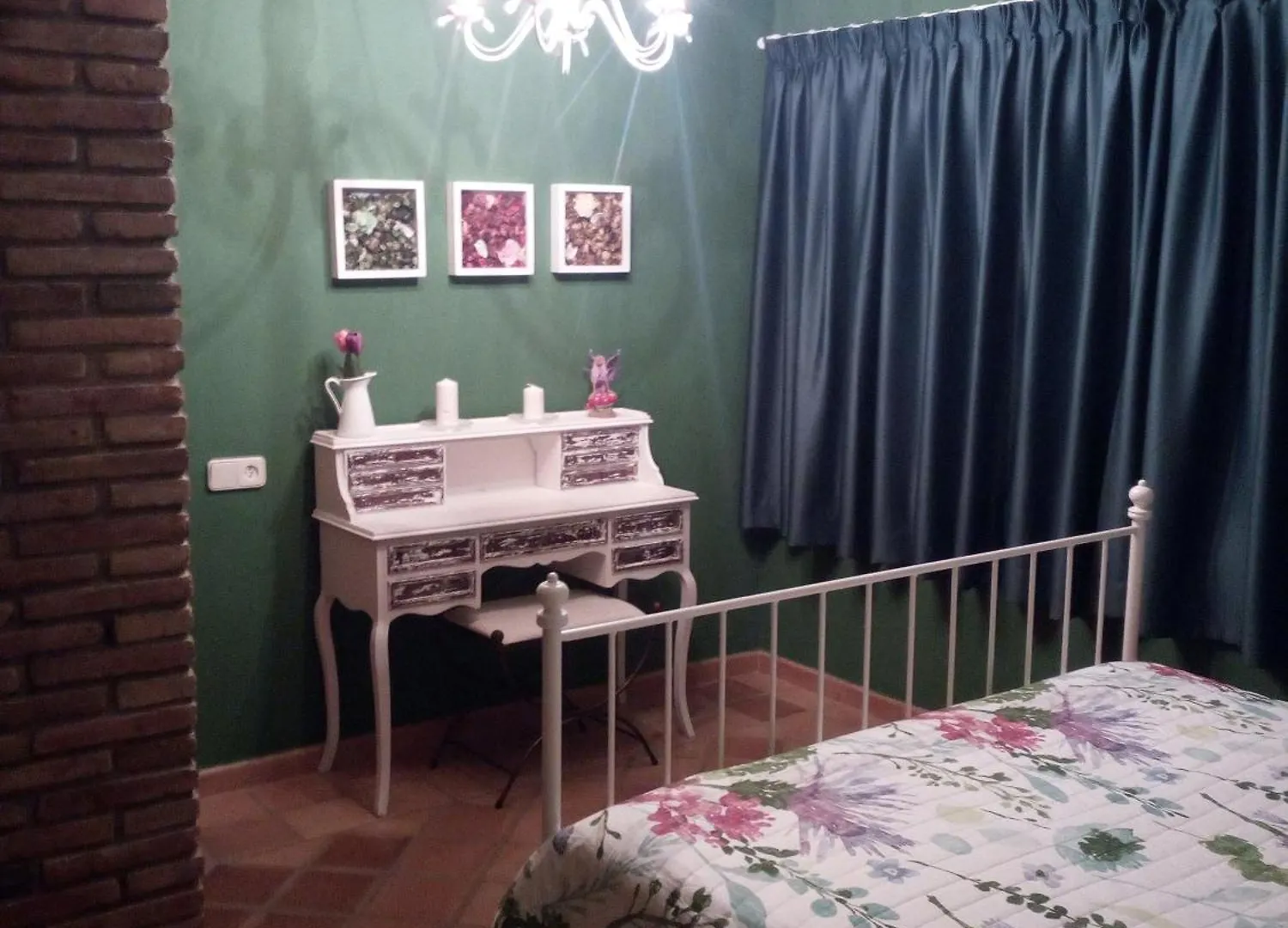 Hostal Mas Valoria Peratallada