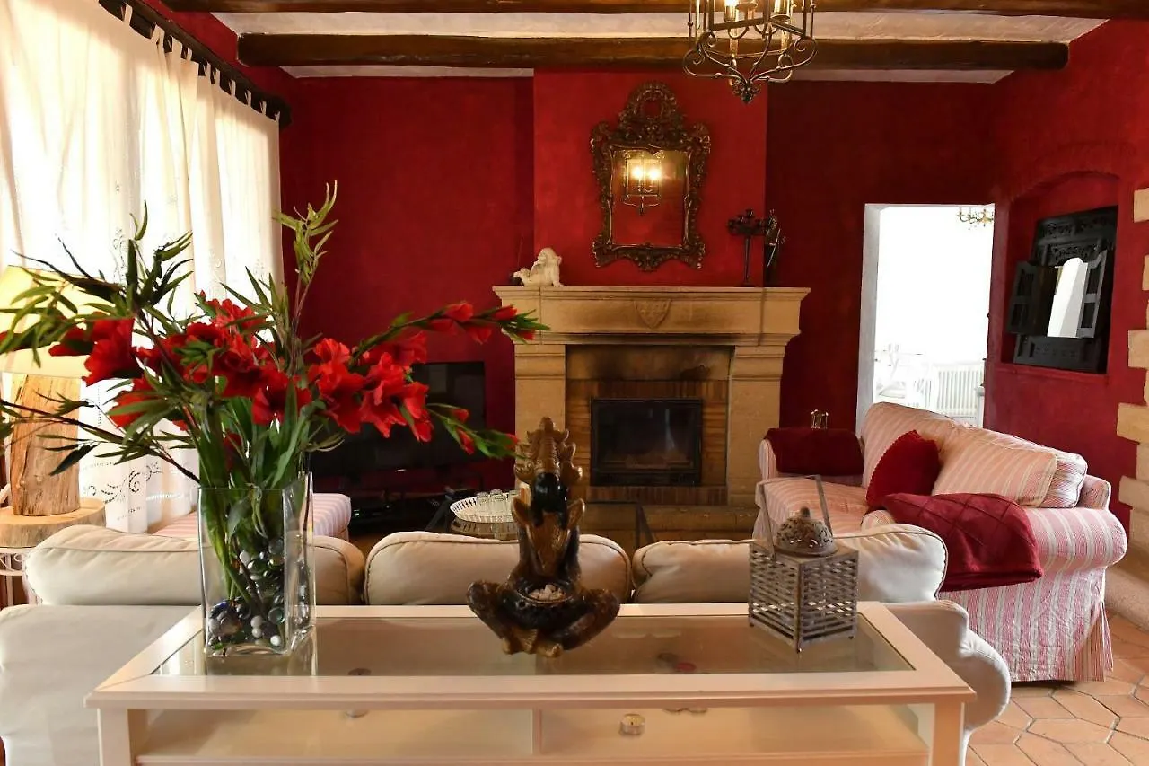 Hostal Mas Valoria Peratallada España